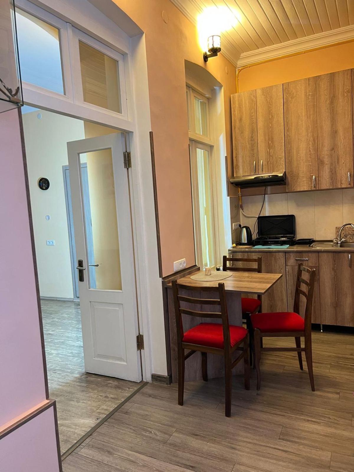 Sayat Nova Apartments ティビリシ エクステリア 写真
